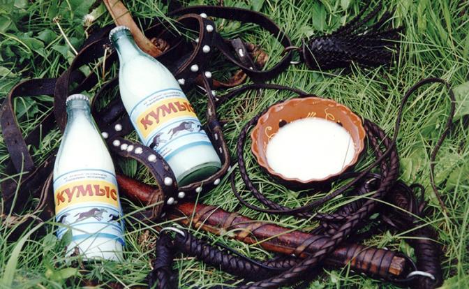 Диетолог рассказала, какой напиток лучше всего снимает похмелье