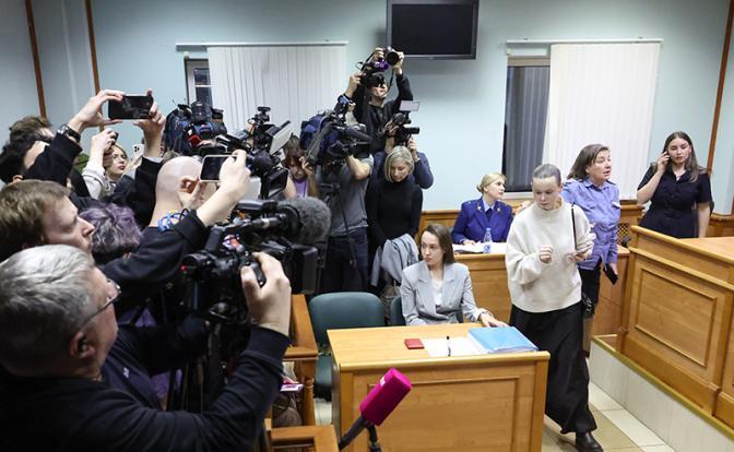 Мосгорсуд постановил немедленно выселить Долину из квартиры в Хамовниках