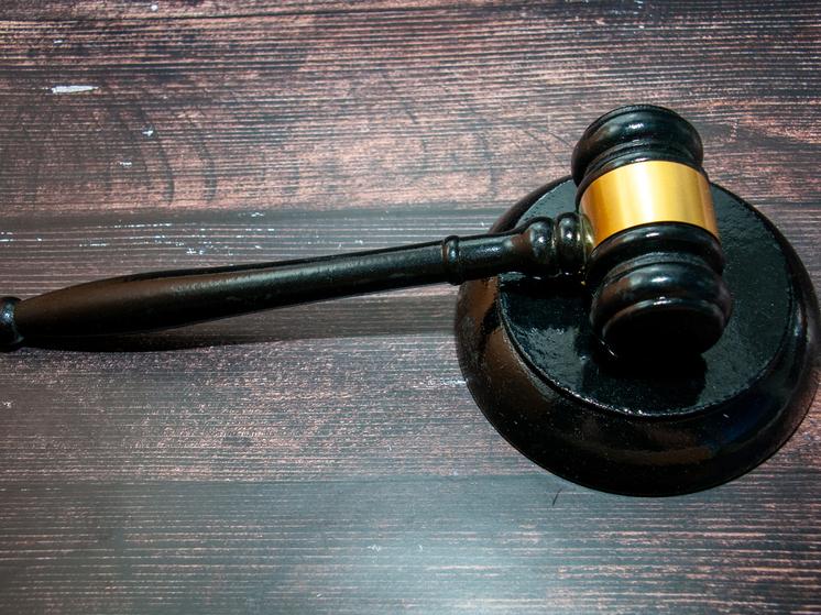 Школьник из Харькова поджигал военные автомобили Школьник из Харькова поджигал военные автомобили