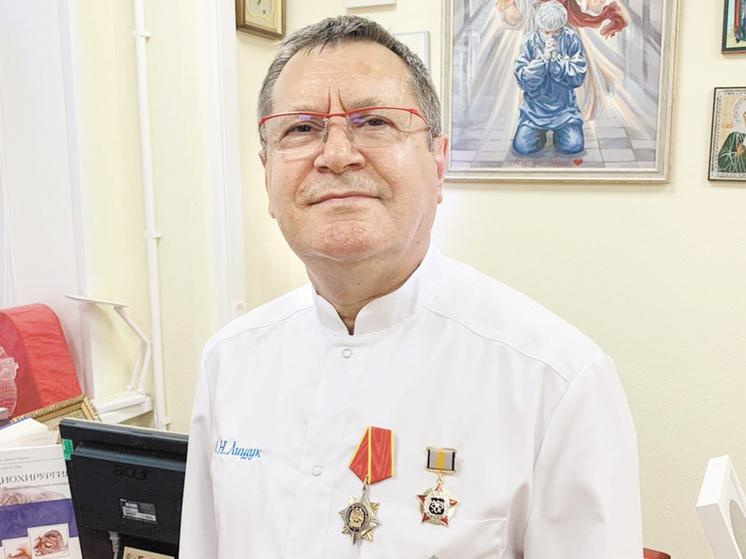 Высший медицинский пилотаж: кардиохирург Лищук достает из сердец бойцов осколки от мин и снарядов Высший медицинский пилотаж: кардиохирург Лищук достает из сердец бойцов осколки от мин и снарядов