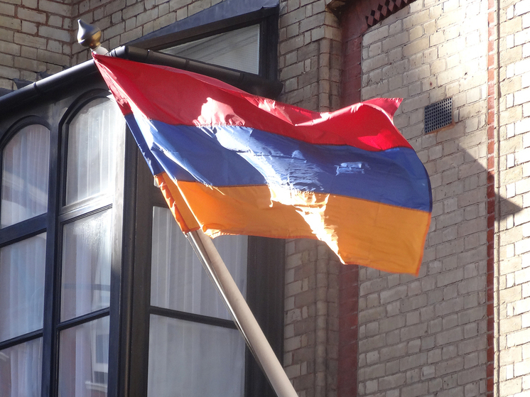 Журналистов гонят из Парламента Армении за вопросы