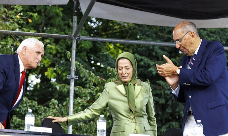 Городскими боями в Иране верховодит из Парижа 73-летняя Марьям Раджави