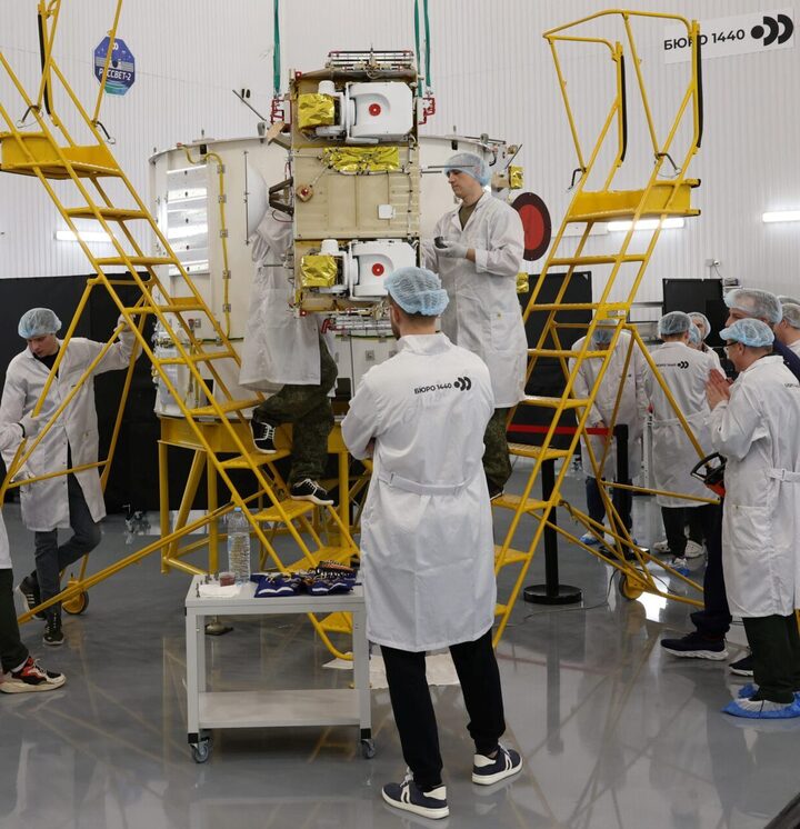 Страсти по &laquo;Старлинку&raquo;: когда войска получат достойный спутниковый Интернет