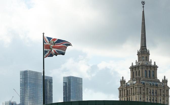 Великобритания отзывает аккредитацию у российского дипломата Великобритания отзывает аккредитацию у российского дипломата