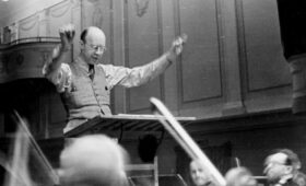 Дирижер Никифорчин поразил московских слушателей экспрессией и попыткой взлететь со сцены