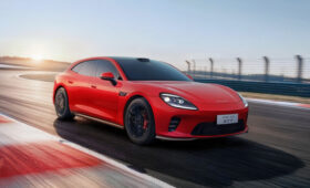 Ещё один эффектный шутинг-брейк из Китая: встречаем Aistaland GT7 от Huawei и GAC