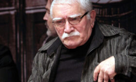 Голос Калиостро в «Формуле любви» оказался мастер-классом Армена Джигарханяна