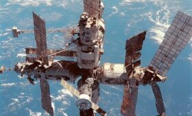 Иран просил «Мир» у России: 25 лет со дня затопления советской космической станции