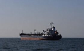 Иран заявил об «освобождении» своих нефтяных танкеров