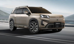 Кроссовер GAC Aion V для России: комплектации и цены