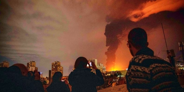 Ларри Джонсон: Трамп влип в плачевную ситуацию&nbsp;&mdash; и это вынудило его просить помощи у Путина