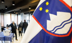 Между либералами и правыми: европейская страна разделилась пополам после выборов