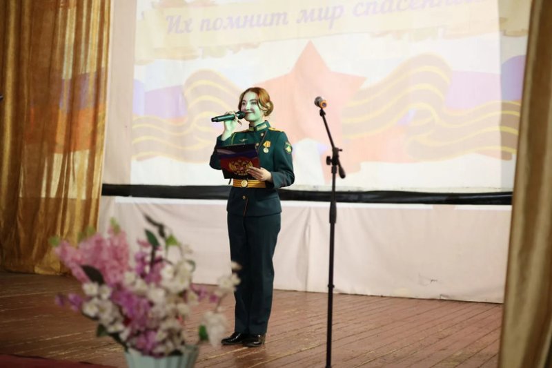 &laquo;Мы нужны им&raquo;: женщины-артисты на фронте поднимают боевой дух и радуют бойцов творчеством