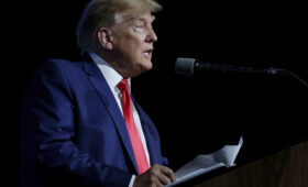 «Нам вообще не следует там находиться»: Трамп понес пургу о войне в Иране