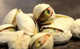 От фисташек до устриц: названы продукты, которые могут подорожать из-за конфликта на Ближнем Востоке