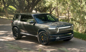 Пан или пропал: кроссовер Rivian R2 готовится к выходу на рынок, объявлены цены