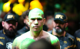 Перейра стал самым дорогим бойцом UFC после подписания нового контракта