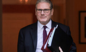 Пираты XXI века: британским военным разрешили брать на абордаж российские танкеры