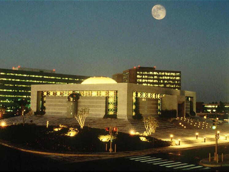 Работа нефтяного гиганта ARAMCO временно приостановлена из-за ударов Ирана