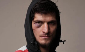 Роган предложил внести бой Евлоева и Волкановски в кард турнира в Белом доме