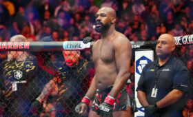 «Россия обрела нового сына»: Джонс подписал контракт с IBA Bare Knuckle