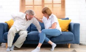 Россиянам назвали лучшие способы снять боль в спине