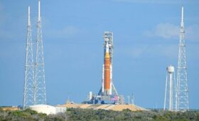 Солнце может помешать полету астронавтов к Луне: зафиксирован выброс солнечной плазмы