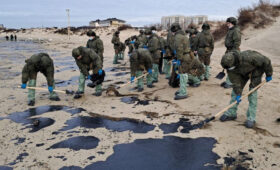 Создана карта возможного распространения мазута в Черном море после катастрофы 2024 года