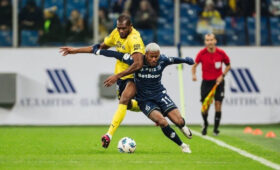 Судейский скандал в Ростове: арбитр удалил двоих футболистов в матче «Динамо» и «Ростова»