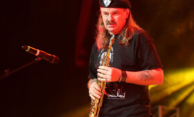 «Тема – футболист, Никиту ждем домой»: Пресняков-старший о возрасте, семье и  мечте