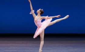 В Большом театре наградили учеников лучших хореографических школ России