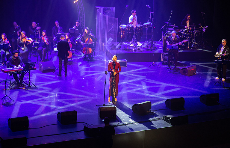 В Кремле состоится уникальное No Ordinary Show Sade Tribute В Кремле состоится уникальное No Ordinary Show Sade Tribute