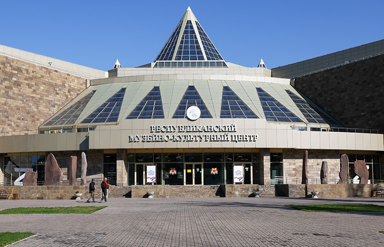 Валентин Коновалов: Хакасия имеет все основания войти в учебники мировой истории Валентин Коновалов: Хакасия имеет все основания войти в учебники мировой истории