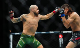 Волкановски выразил недовольство тем, что Евлоеву не дают титульник