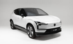 Volvo EX30 Cargo: компактный паркетник превратили в фургон