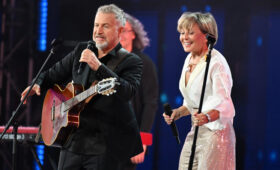 «Выиграет все он — Агутин»: как вручали премию «Виктория»