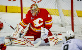 23-летний русский вратарь «Калгари» Сергеев ярко ворвался в НХЛ