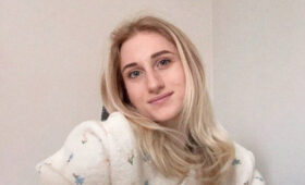 Ахаимова похвасталась новыми кроссовками и поплатилась за это