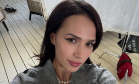 Алина Загитова показала яркий образ для похода в Большой театр