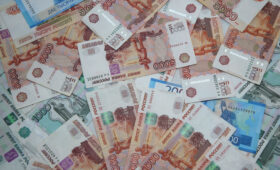 Аналитик Разуваев: «Слухи о заморозке вкладов — это экономическая диверсия»