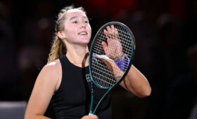 Андреева и Шнайдер в полуфинале Мадрида: Диана сделала Мирре трогательный подарок