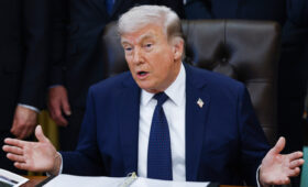 Безумные посты Трампа превратили рынок ставок в золотую жилу для его сына