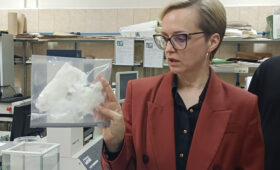 Бумага специального назначения: российские ученые создали особый материал для космоса