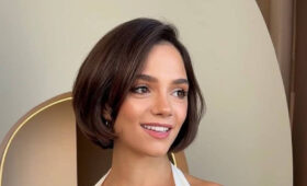 «Дива»: Медведева в прозрачной юбке и корсете появилась на модном показе