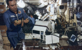 Для космонавтов предложили ввести новую специализацию: космонавт-ученый