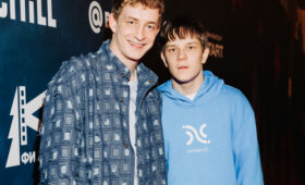 Фильм, который заставляет плакать и думать: актеры Бортич и Колокольников озвучивают мысли людей с аутизмом