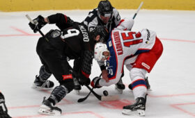 Ги Буше раскрыл секрет победы над ЦСКА и подарил очки Окулову