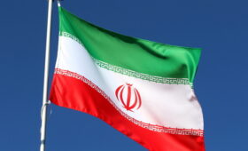 Хрупкое перемирие: почему открытие Ираном Ормузского пролива не снимает угрозу дефицита сырья