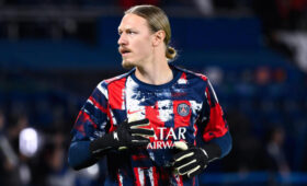 Идеальный матч: Матвей Сафонов вывел «ПСЖ» в полуфинал ЛЧ и получил наивысшую оценку