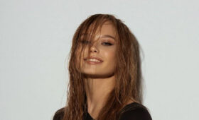 «Как мальчик»: Мельникова стала неузнаваемой без макияжа и с брутальной прической